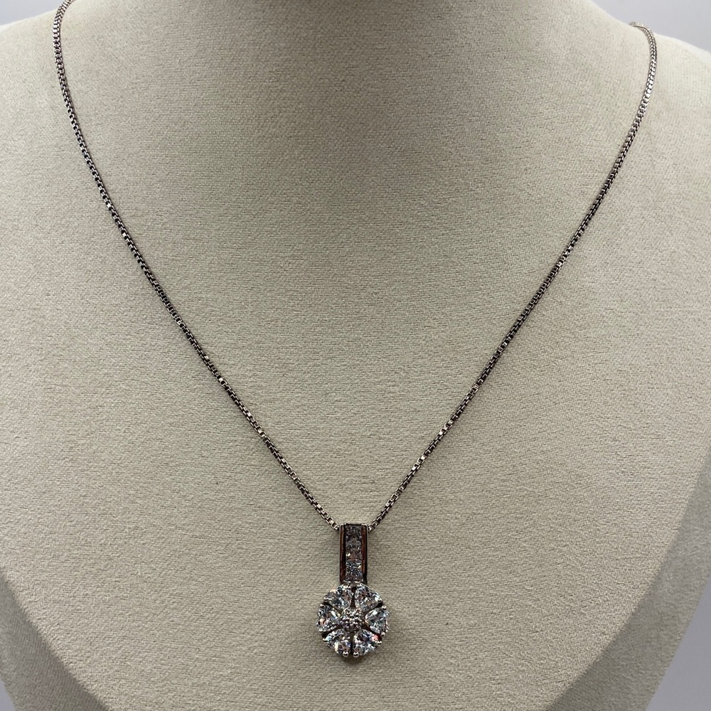 Sterling Silver 925 Simulated Diamond Heart Cluster Pendant Necklace 18”L